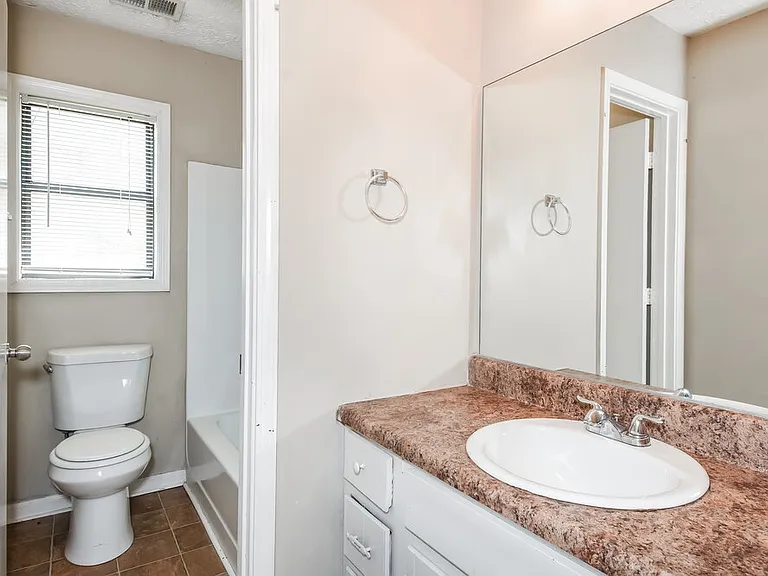 169 Kimberly Way — Photo 10