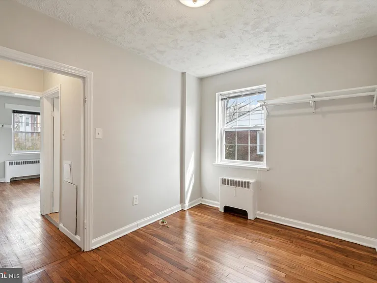 404 E Jefferson St #3 — Photo 7