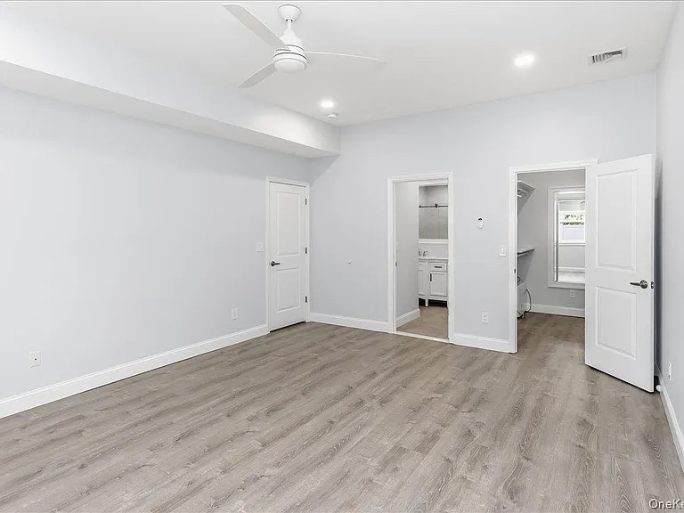 534 Bellmore Rd — Photo 7
