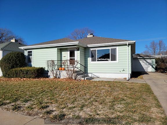 2nd image of 1316 W Koenig St