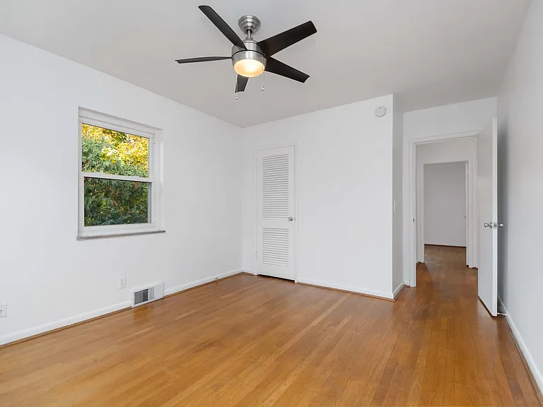 3830-3832 Ault Park Ave — Photo 12