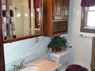 1023 W Packard St, Appleton, WI 54914