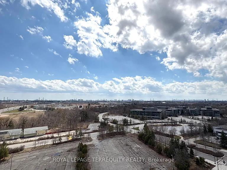 38 Cedarland Dr #1609 — Photo 16