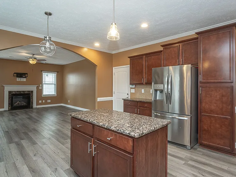 4032 Newgate St — Photo 12