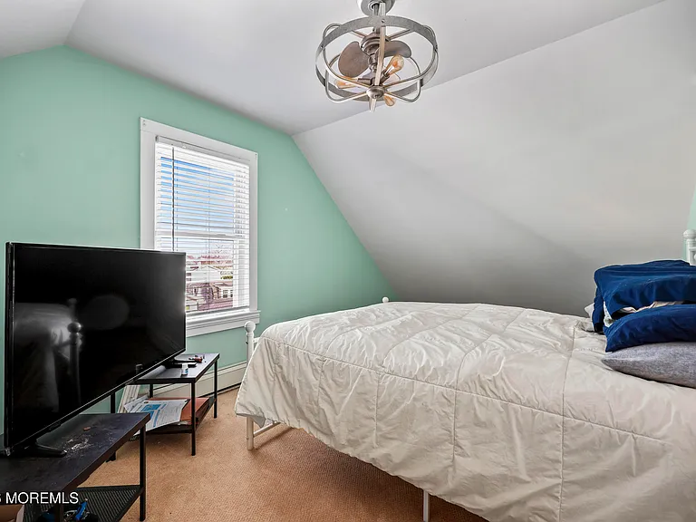 214 Brinley Ave — Photo 19