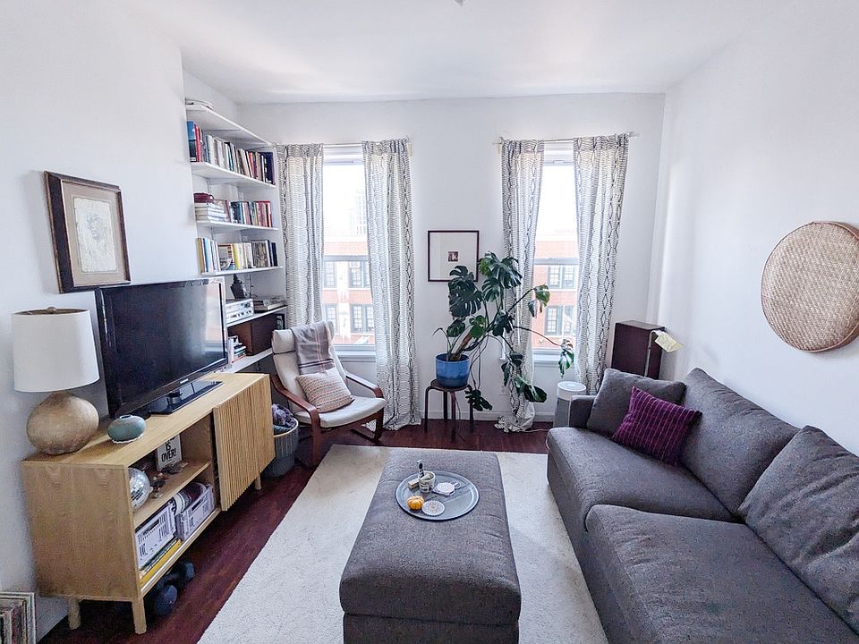 1st image of 349 5th Ave APT 4R