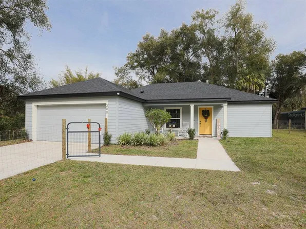 300 Maytown Rd, Osteen, FL 32764