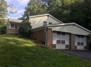 205 Potts Hollow Rd, Aliquippa, PA 15001