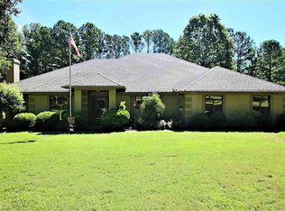 430 N Country Way Dr, Cordova, TN 38018