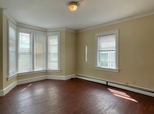 94 Florence St APT 2, Providence, RI 02909