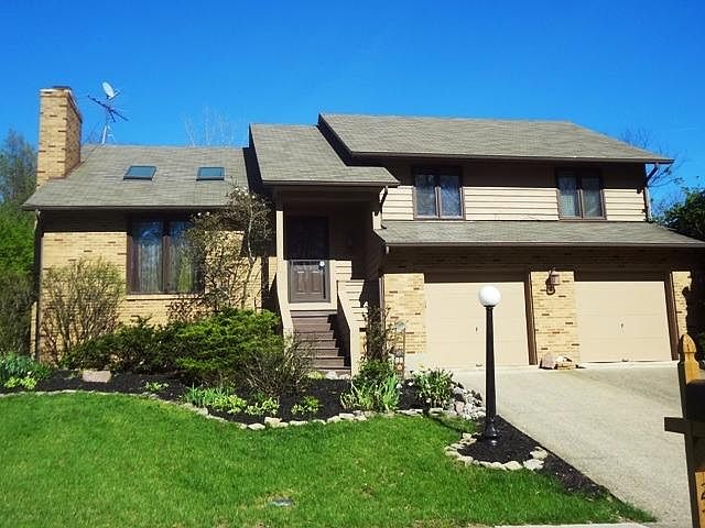 1st image of 2764 Queenswood Dr