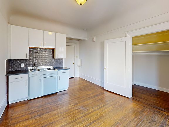 2nd image of 676 Geary St #412
