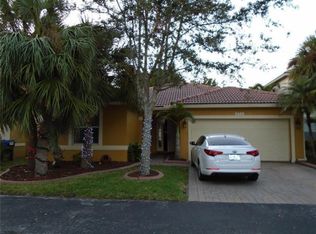 5252 SW 38th Way, Fort Lauderdale, FL 33312