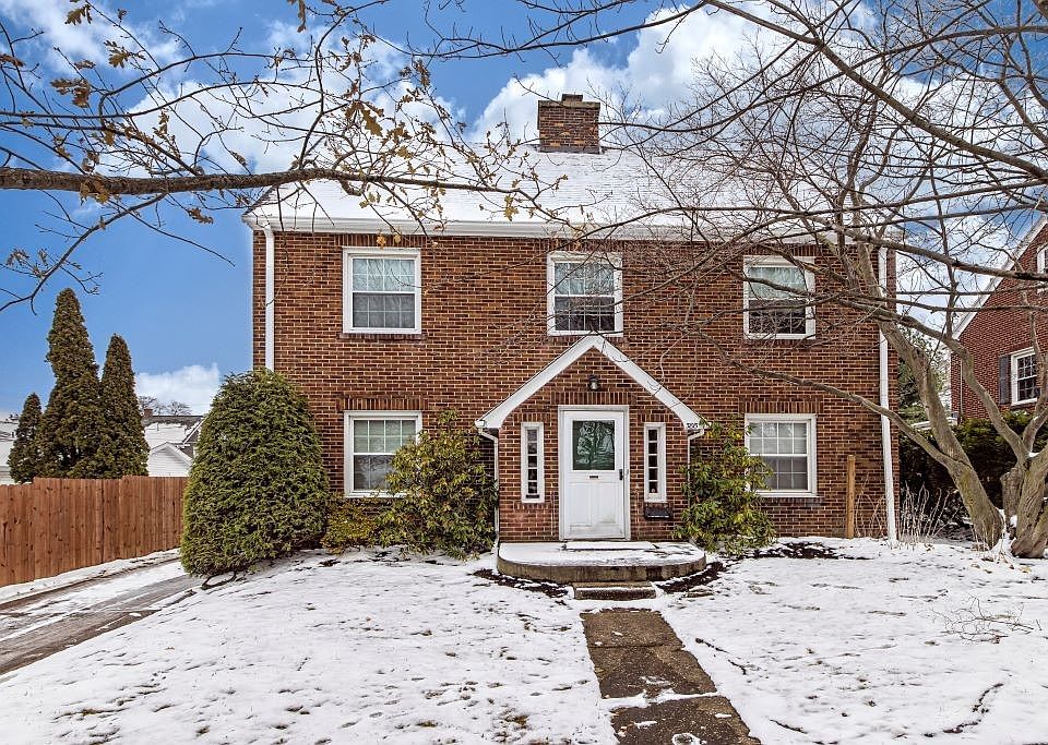 3815 Trask Ave Erie PA 16508 Zillow