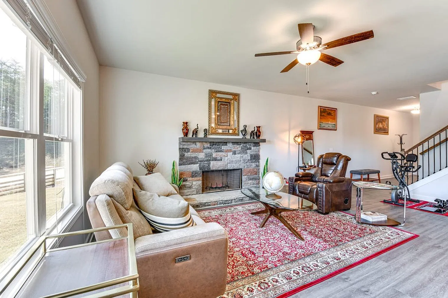 3 bed, 3.0 bath, $3,190 — Photo 4