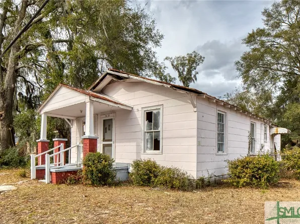 2120 E Gwinnett Street, Savannah, GA 31404