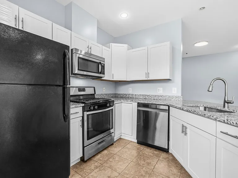 15605 Everglade Ln #204 — Photo 8