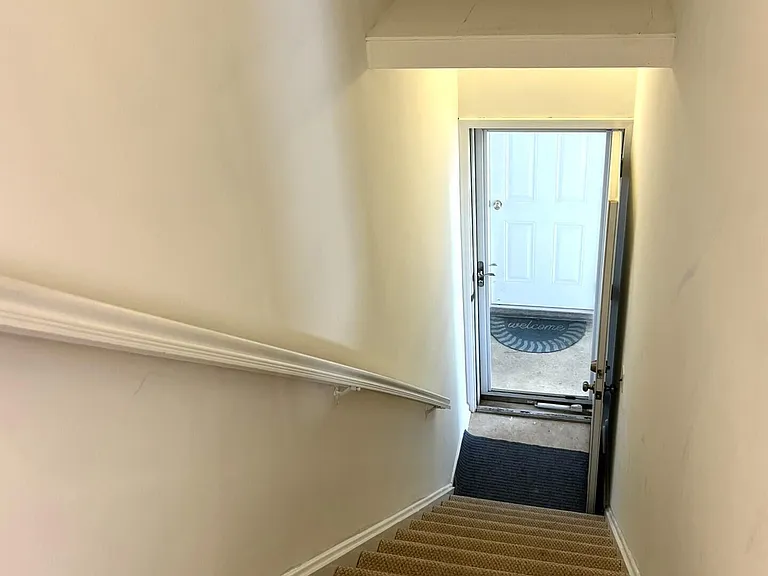 50 Valentine St #12B — Photo 13