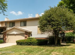 18607 Golfview Dr, Hazel Crest, IL 60429