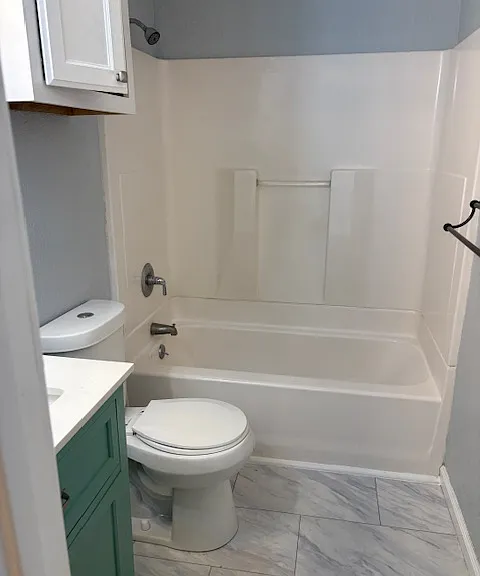 413 S Bauer Dr #4 — Photo 5