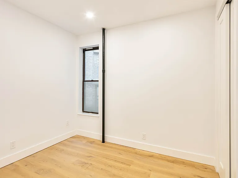 78 Christopher St #7 — Photo 10