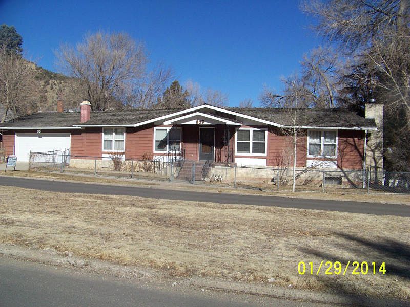 1st image of 823 W Colorado Ave