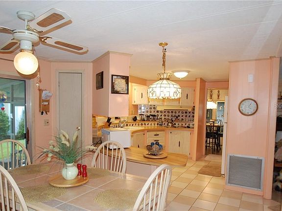 3rd image of 215 Palm Meadows Dr