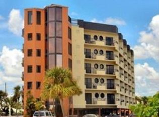 11860 Gulf Blvd, Treasure Island, FL 33706