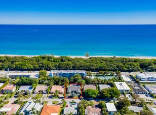 234 NE Wavecrest Way #B, Boca Raton, FL 33432