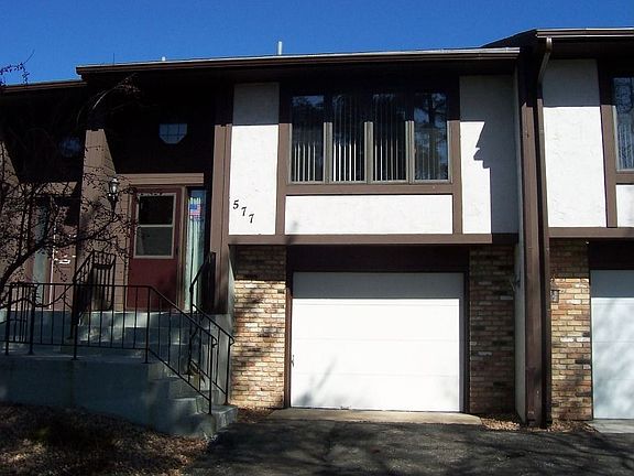 2nd image of 577 2nd Ave S