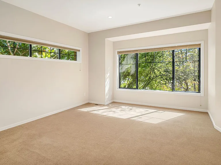 10410 NE 12th St #106 — Photo 21