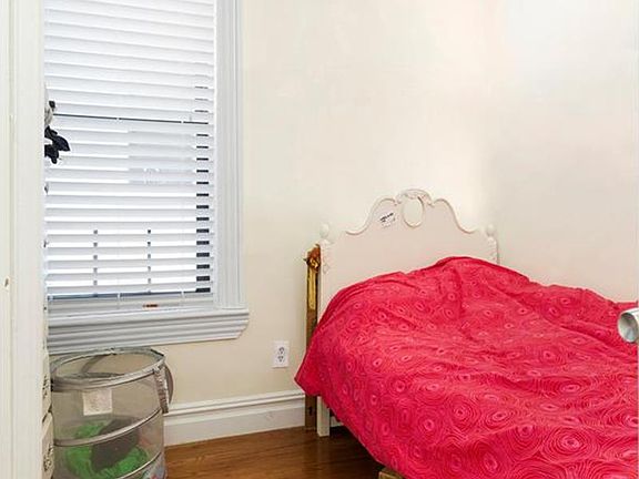 5th image of 240 W 112th St APT 3W