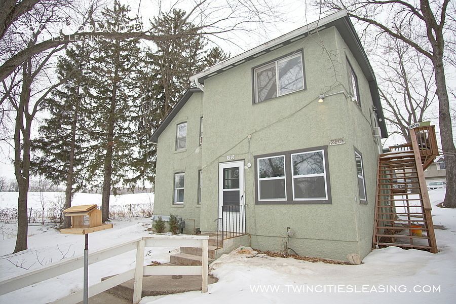 1st image of 280 Woodland Dr #1