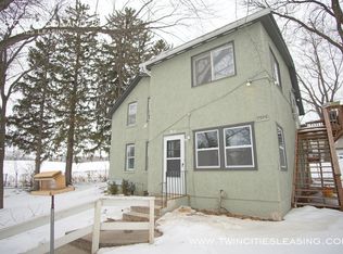 280 Woodland Dr #1, Chaska, MN 55318