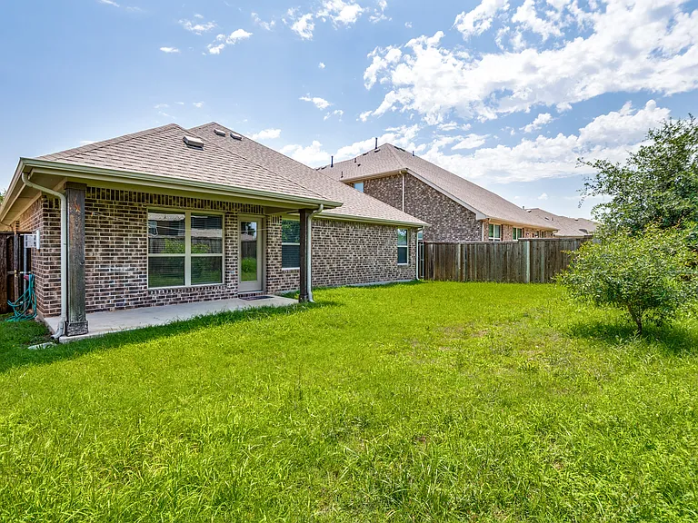 4541 Conrad Ave — Photo 24