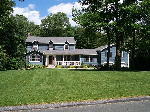 2nd image of 39 Meadowridge Dr