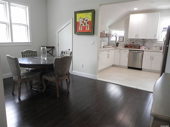 4th image of 3 Bryant Ave #A
