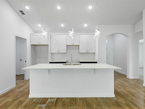 5th image of 440 EAGLE DRIVE