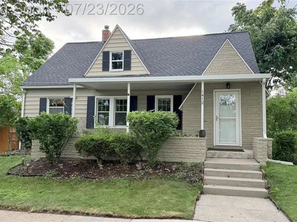 1412 18th St, Port Huron, MI 48060