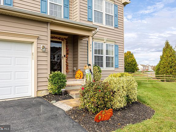 3rd image of 239 Bucktail Dr