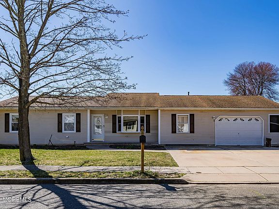 2nd image of 409 Hightstown Lane