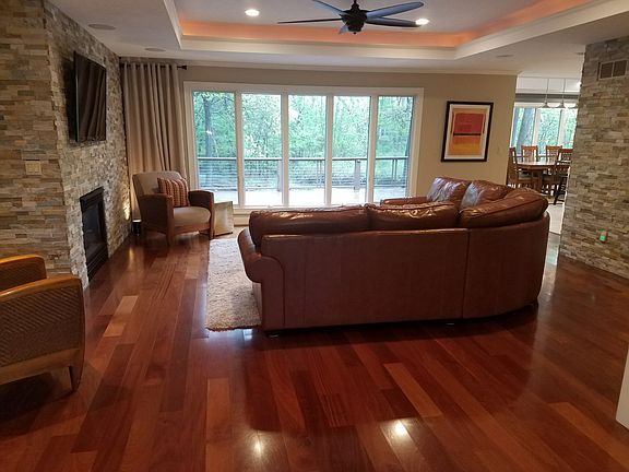 4th image of 1002 Barrington Pl