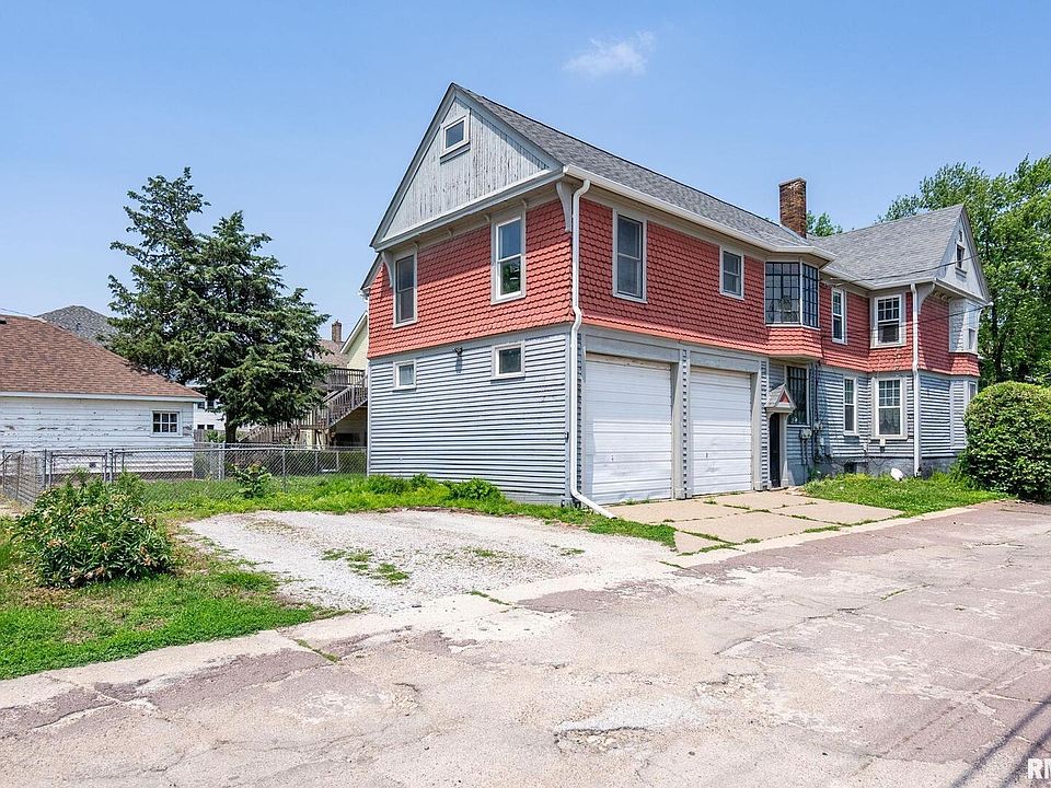 1st image of 117 W 14th St