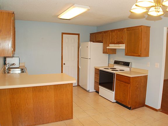 4th image of 3089 W Mica St
