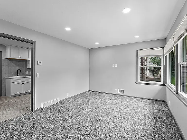 5146 Vincent Ave N #1 — Photo 9