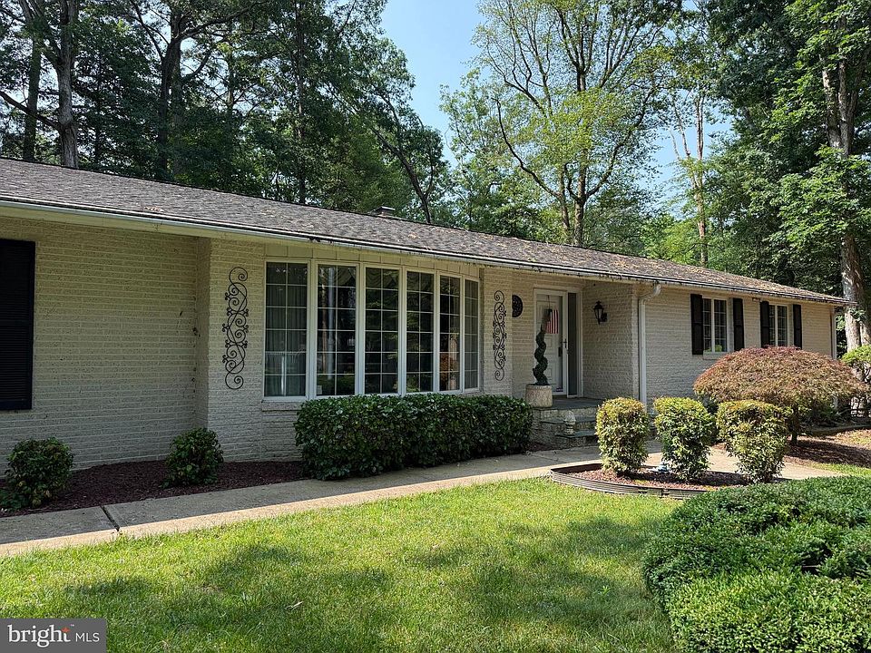 1st image of 32516 Holly Oak Dr