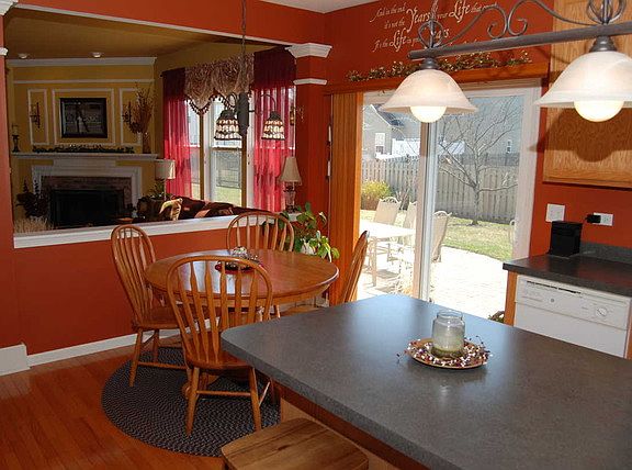 5th image of 25017 Wright Ln