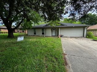 402 Arkansas St, Sherman, TX 75090