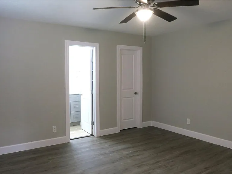 411 Cole St — Photo 12