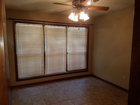 4th image of 680 Sweetgum Ln